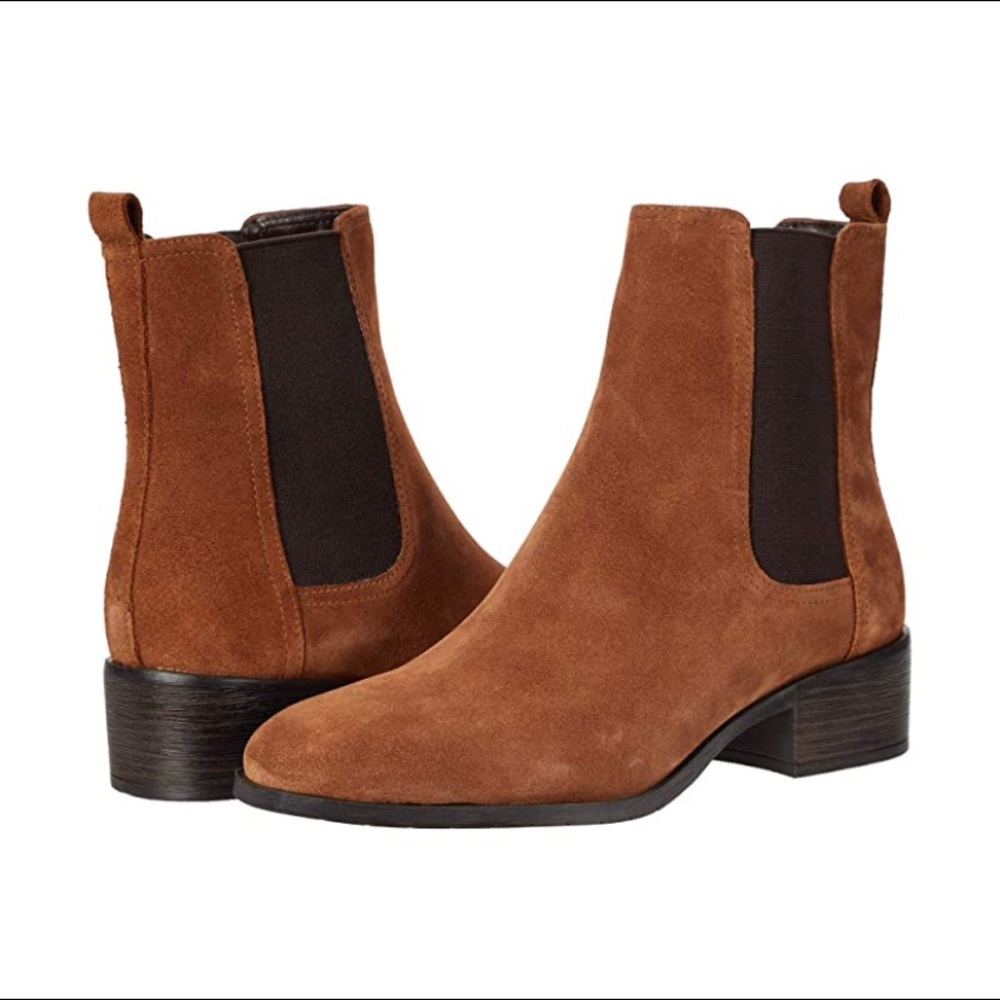 🍁🍂 Seasonal Brown Suede Chelsea Boots, Worn 1x for photos only.